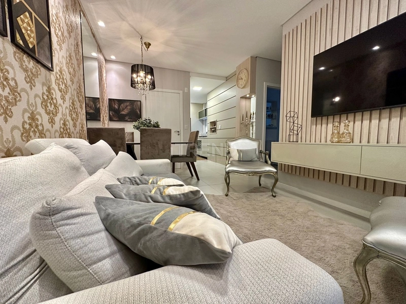 Finamente mobiliado e decorado na Zona Nova: 17ª foto da galeria de imagens do imóvel