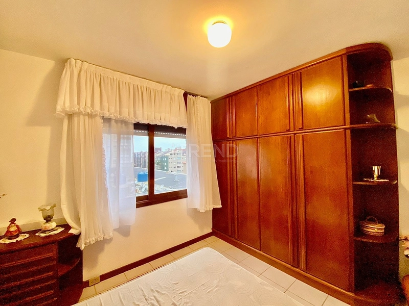 Apenas uma quadra da Praça Flávio Boianovski: 18ª foto da galeria de imagens do imóvel