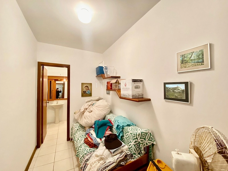 Apenas uma quadra da Praça Flávio Boianovski: 15ª foto da galeria de imagens do imóvel