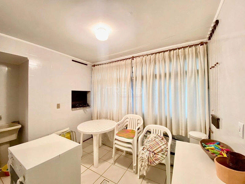 Apenas uma quadra da Praça Flávio Boianovski: 14ª foto da galeria de imagens do imóvel