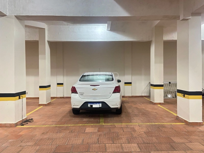 Apenas uma quadra da Praça Flávio Boianovski: 22ª foto da galeria de imagens do imóvel