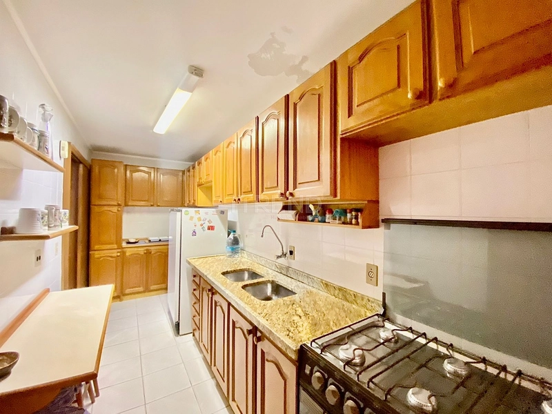 Apenas uma quadra da Praça Flávio Boianovski: 17ª foto da galeria de imagens do imóvel