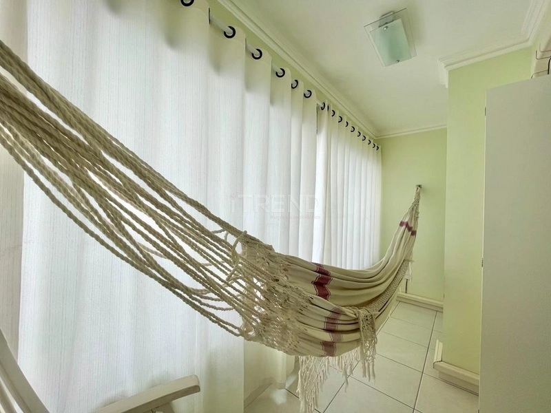 Amplo apartamento com sacada de frente.: 15ª foto da galeria de imagens do imóvel