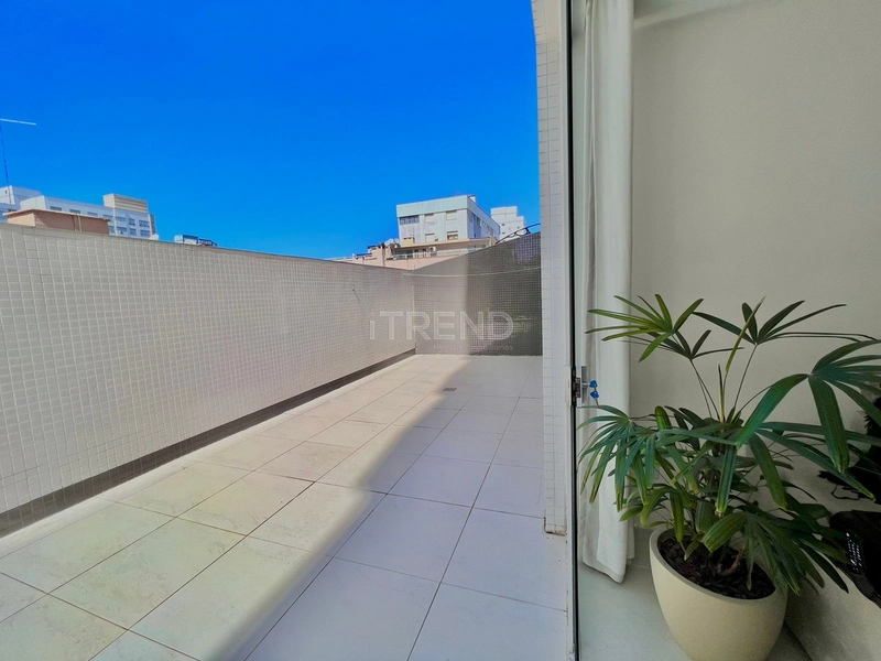 Apartamento com Terraço: 3ª foto da galeria de imagens do imóvel