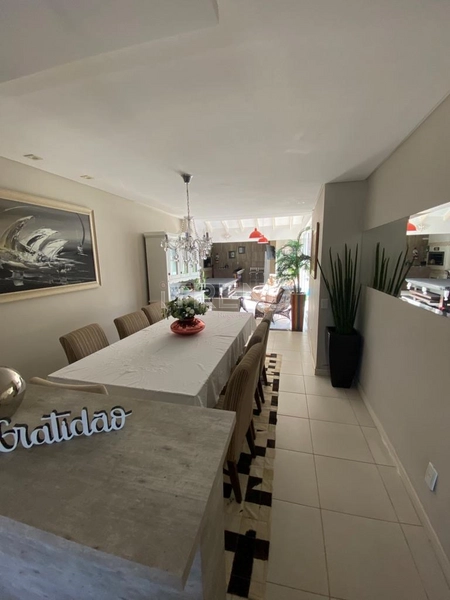EXCELENTE CASA EM BAIRRO NOBRE!: 35ª foto da galeria de imagens do imóvel
