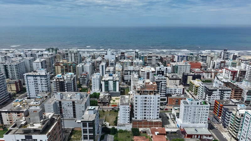 Ao lado da Praça Flavio Boianovski: 19ª foto da galeria de imagens do imóvel