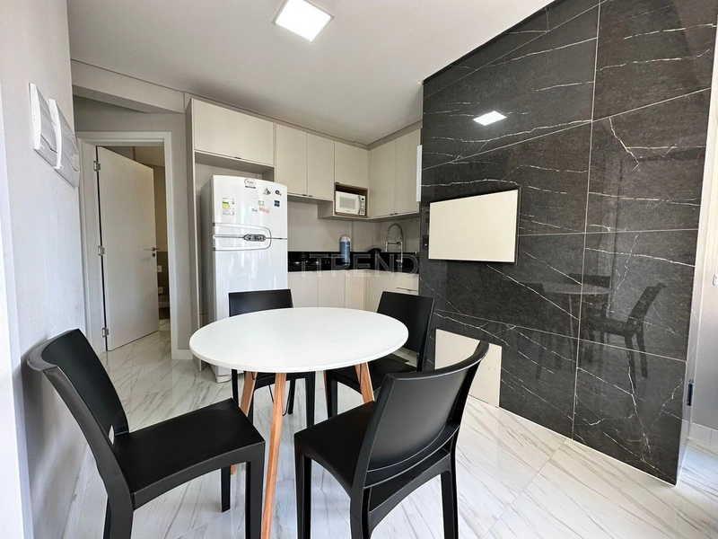 Prédio com telhado verde: 2ª foto da galeria de imagens do imóvel