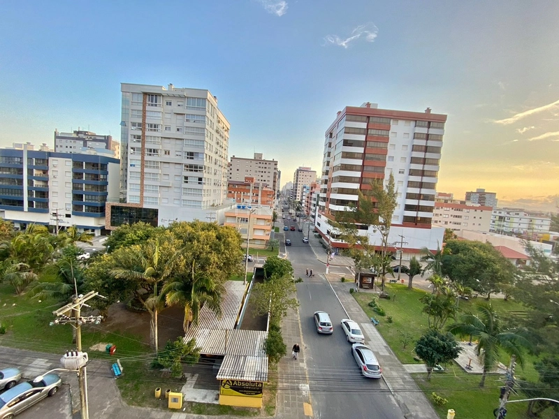 Apartamento mobiliado e decorado com sacada de frente: 11ª foto da galeria de imagens do imóvel