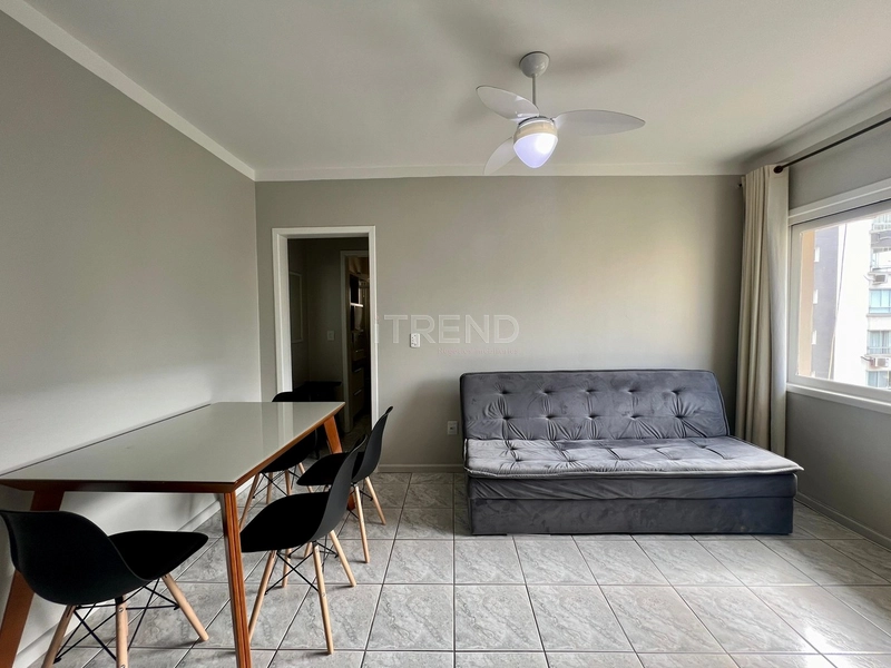 Apartamento apenas duas quadras do mar: 2ª foto da galeria de imagens do imóvel