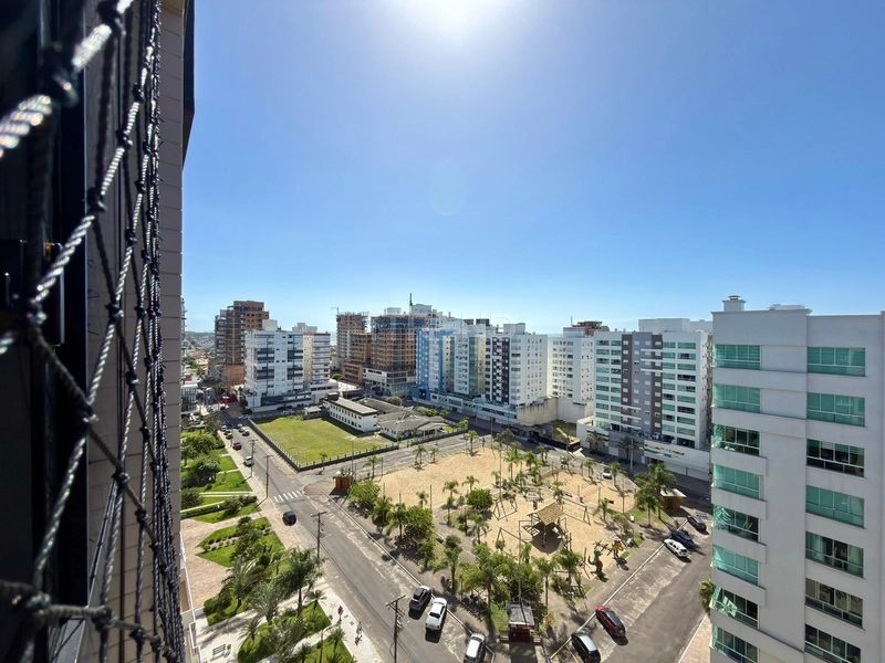 APARTAMENTO COM INFRA FRENTE PRAÇA
