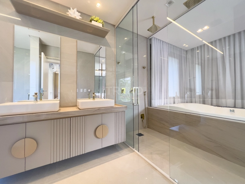 Luxuosa Mansão de esquina em Condomínio com Marina exclusiva: 110ª foto da galeria de imagens do imóvel