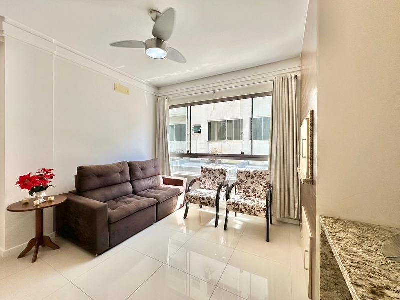 APARTAMENTO NA RUA SEPÉ, NO CENTRO DA CIDADE: 1ª foto da galeria de imagens do imóvel