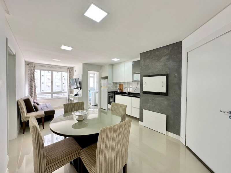 APARTAMENTO À VENDA PRÓXIMO AO MAR: 2ª foto da galeria de imagens do imóvel