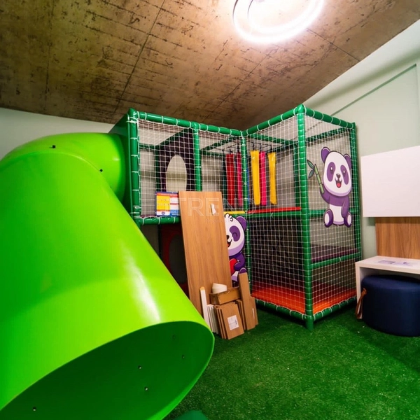 Praça Flavio Boianoviki: 31ª foto da galeria de imagens do imóvel