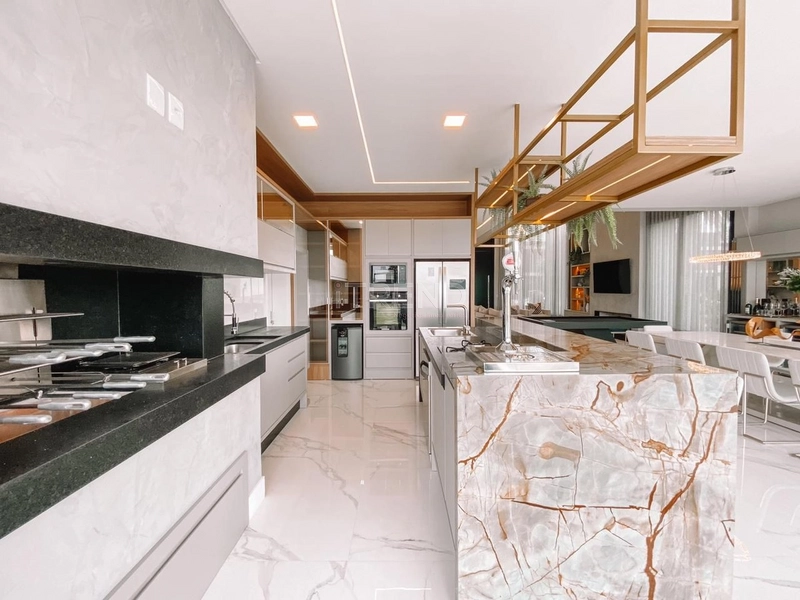 Na quadra mais valorizada no Condomínio: 10ª foto da galeria de imagens do imóvel