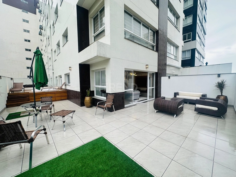 Apartamento mobiliado e decorado com terraço de frente: 7ª foto da galeria de imagens do imóvel