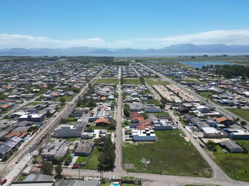LInda Casa 3 quartos sendo 1 suite amplo espaço em Capão da Canoa.: 5ª foto da galeria de imagens do imóvel