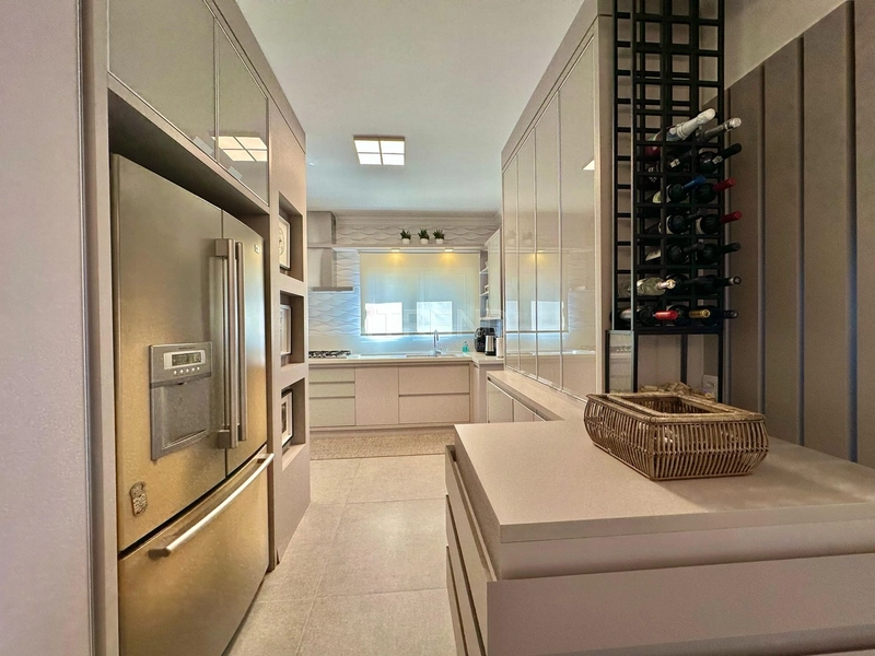 APARTAMENTO À VENDA COM SACADA DE FRENTE E VISTA INCRÍVEL PARA O MAR: 16ª foto da galeria de imagens do imóvel