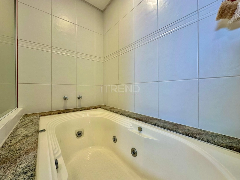 APARTAMENTO À VENDA COM SACADA DE FRENTE E VISTA INCRÍVEL PARA O MAR: 26ª foto da galeria de imagens do imóvel