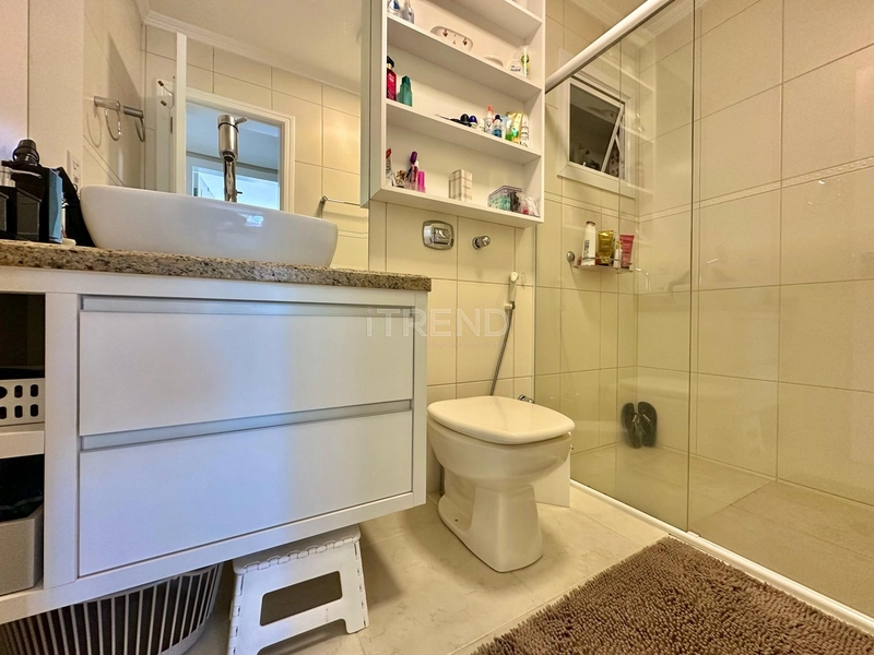 APARTAMENTO À VENDA COM SACADA DE FRENTE E VISTA INCRÍVEL PARA O MAR: 19ª foto da galeria de imagens do imóvel