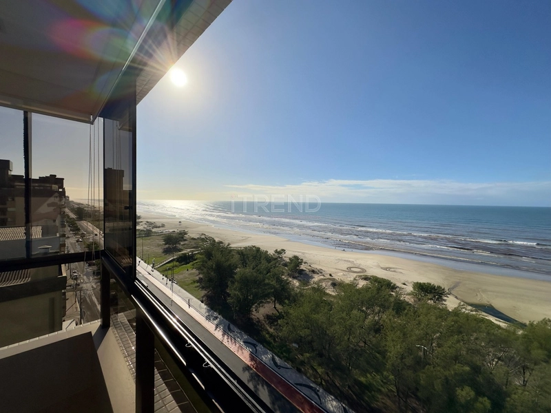 COBERTURA À VENDA NA BEIRA MAR DE CAPÃO DA CANOA: 1ª foto da galeria de imagens do imóvel