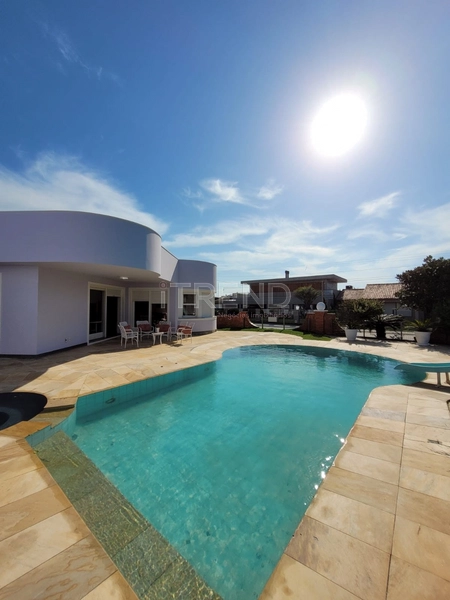 Excelente casa a beira mar de Atlântida: 35ª foto da galeria de imagens do imóvel