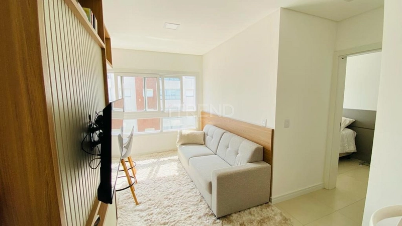 UM QUARTO MOBILIADO E DECORADO: 3ª foto da galeria de imagens do imóvel