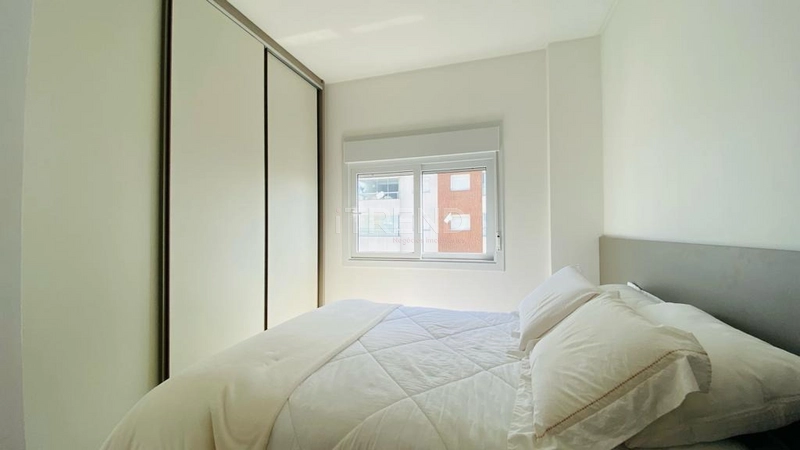 UM QUARTO MOBILIADO E DECORADO: 14ª foto da galeria de imagens do imóvel