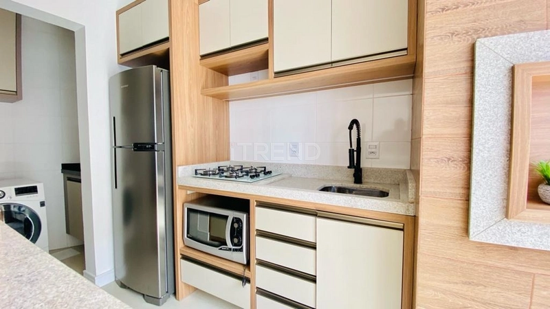 UM QUARTO MOBILIADO E DECORADO: 11ª foto da galeria de imagens do imóvel