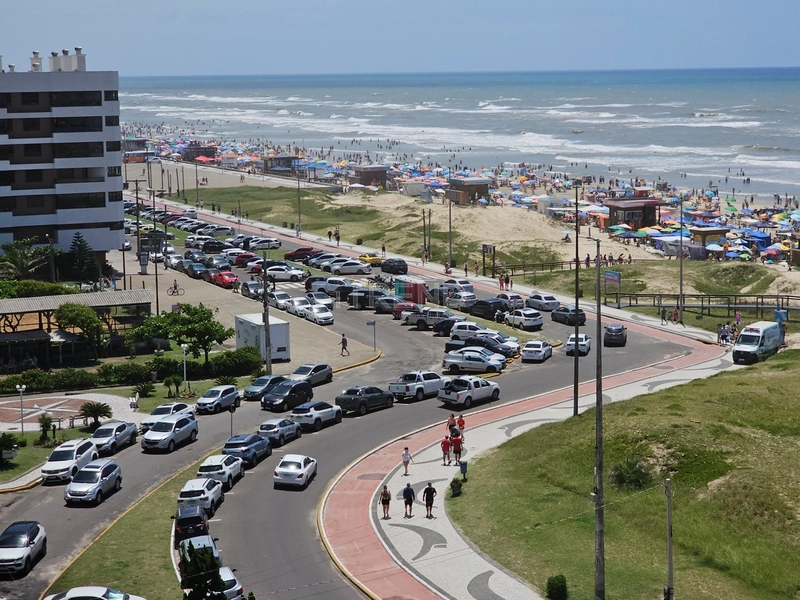 Na avenida Beira Mar esquina com a Avenida Poti: 41ª foto da galeria de imagens do imóvel