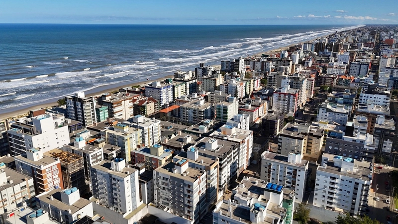 APARTAMENTO A VENDA : PRÓXIMO AO MAR: 3ª foto da galeria de imagens do imóvel