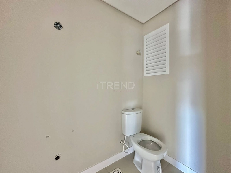 Leste/Norte -: 23ª foto da galeria de imagens do imóvel