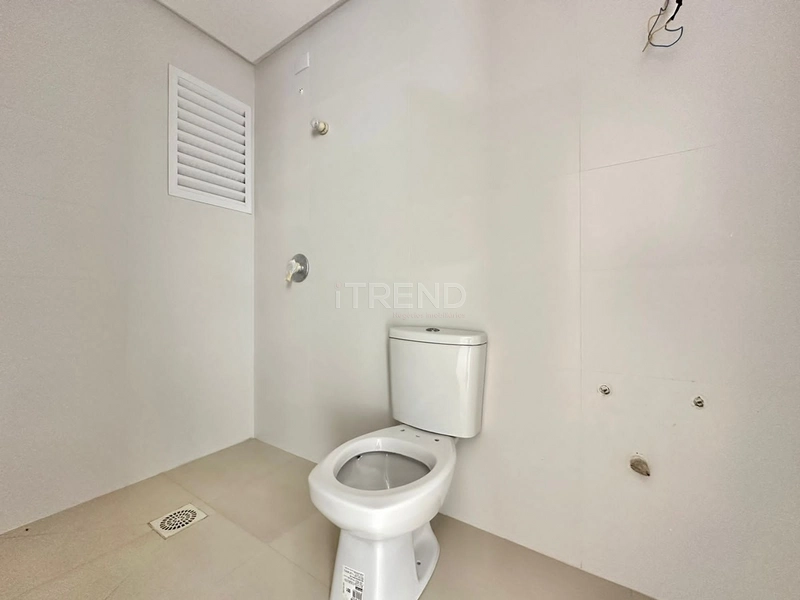 Leste/Norte -: 20ª foto da galeria de imagens do imóvel