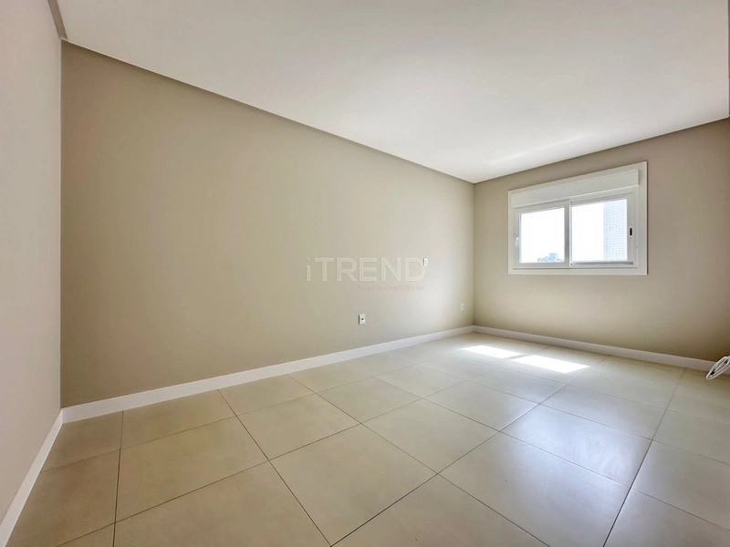 Leste/Norte -: 13ª foto da galeria de imagens do imóvel