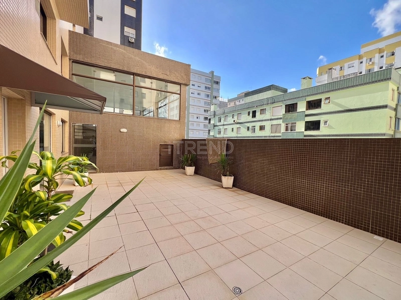 Junto a praça Luiz Bassani com Vista Eterna para o mar: 27ª foto da galeria de imagens do imóvel