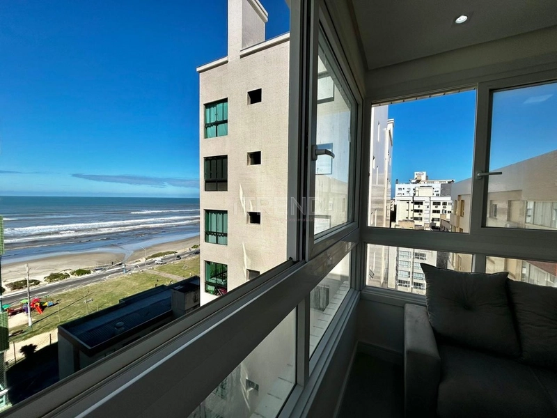 COM VISTA PARA O MAR