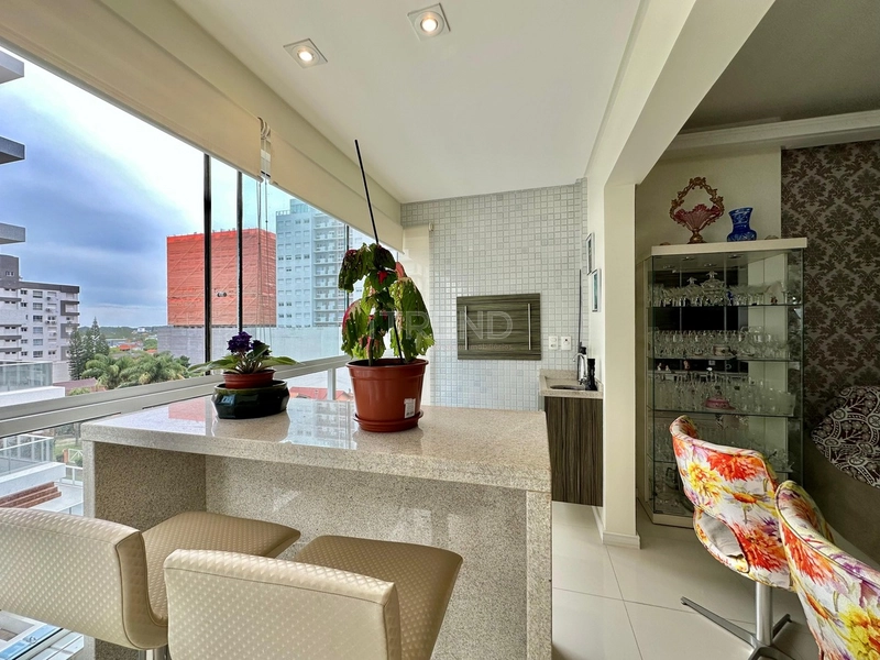 APARTAMENTO À VENDA COM VISTA PARA O MAR: 6ª foto da galeria de imagens do imóvel