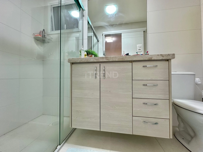APARTAMENTO À VENDA COM VISTA PARA O MAR: 18ª foto da galeria de imagens do imóvel