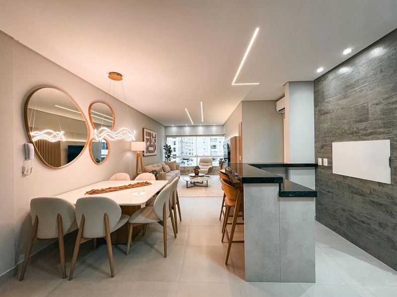 Belíssimo apartamento de frente, com amplo espaço interno.: 4ª foto da galeria de imagens do imóvel