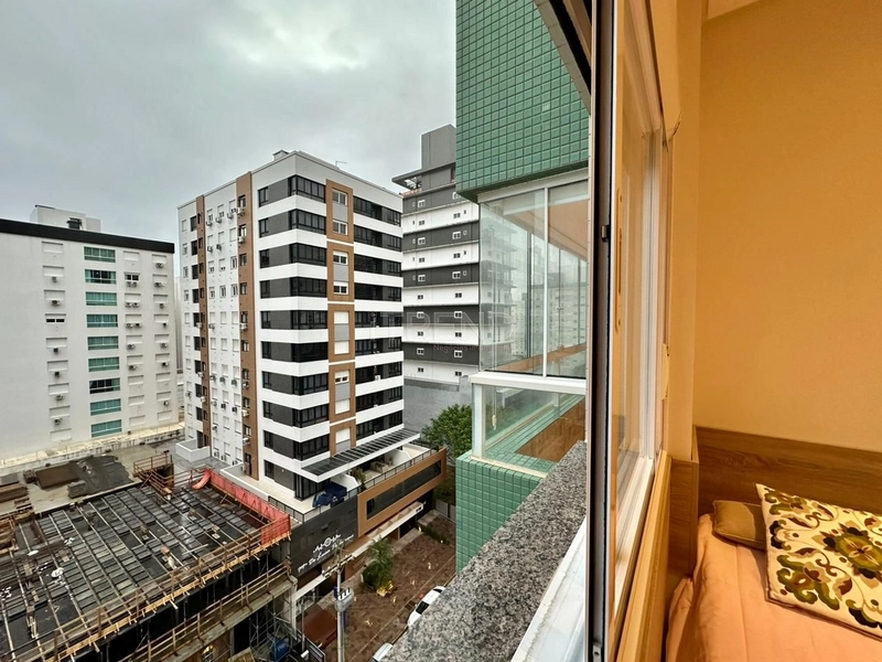 Amplo apartamento de frente: 10ª foto da galeria de imagens do imóvel