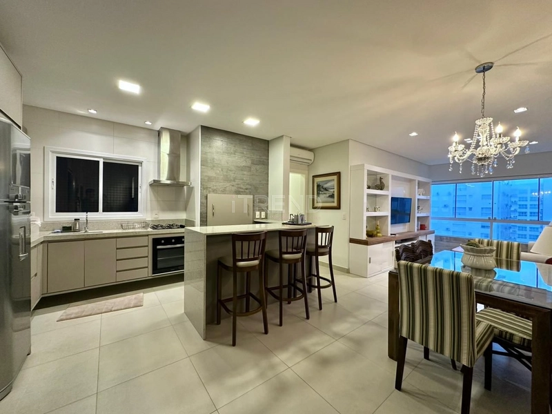 Amplo apartamento de frente: 2ª foto da galeria de imagens do imóvel
