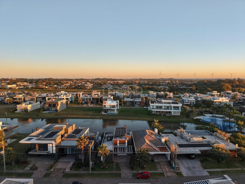 CAPÃO ILHAS RESORT CASA BEIRA LAGO À VENDA ATO + Saldo em 60X: 26ª foto da galeria de imagens do imóvel
