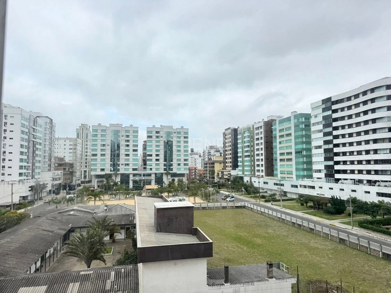 DE FRENTE PARA A PRAÇA ISRAELITA: 6ª foto da galeria de imagens do imóvel