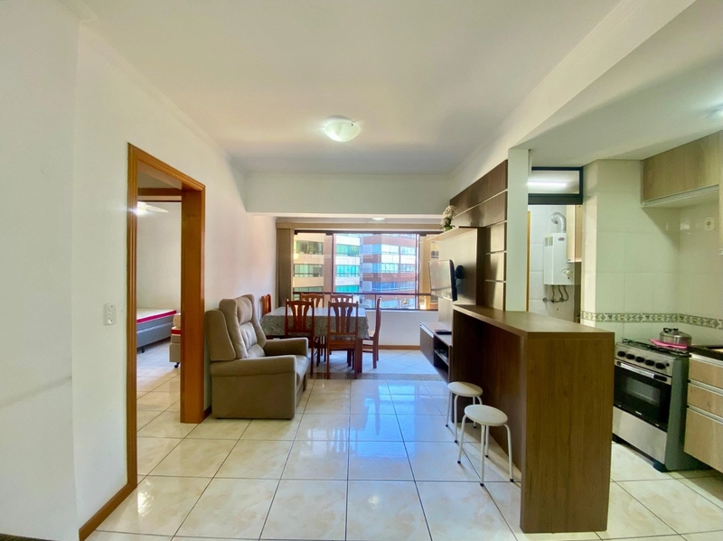 APARTAMENTO 02 DORMITÓRIOS PROXIMO A PRAÇA FLAVIO BOIANOVSKI: 1ª foto da galeria de imagens do imóvel