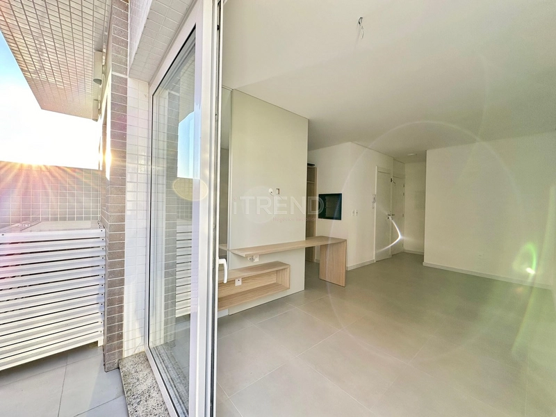 APARTAMENTO À VENDA COM TERRAÇO AMPLO: 5ª foto da galeria de imagens do imóvel