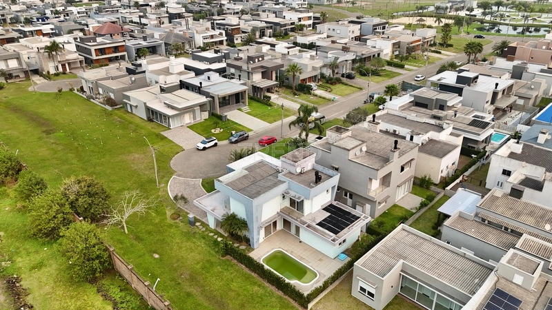 Sobrado à venda no condomínio Dubai Resort.: 2ª foto da galeria de imagens do imóvel