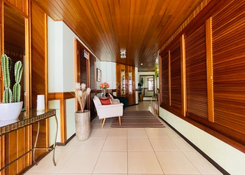 Apartamento 1 quarto com sacada de frente amplo em Capão da Canoa.: 2ª foto da galeria de imagens do imóvel
