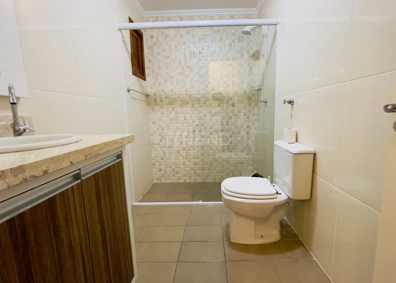 Apartamento 1 quarto com sacada de frente amplo em Capão da Canoa.: 3ª foto da galeria de imagens do imóvel