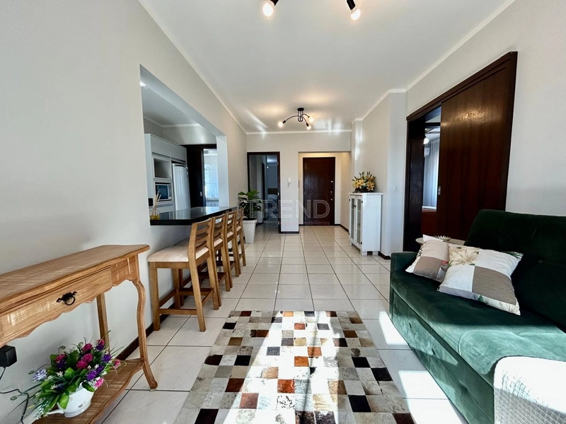 AMPLO APARTAMENTO A VENDA NA PRINCIPAL AVENIDA: 3ª foto da galeria de imagens do imóvel
