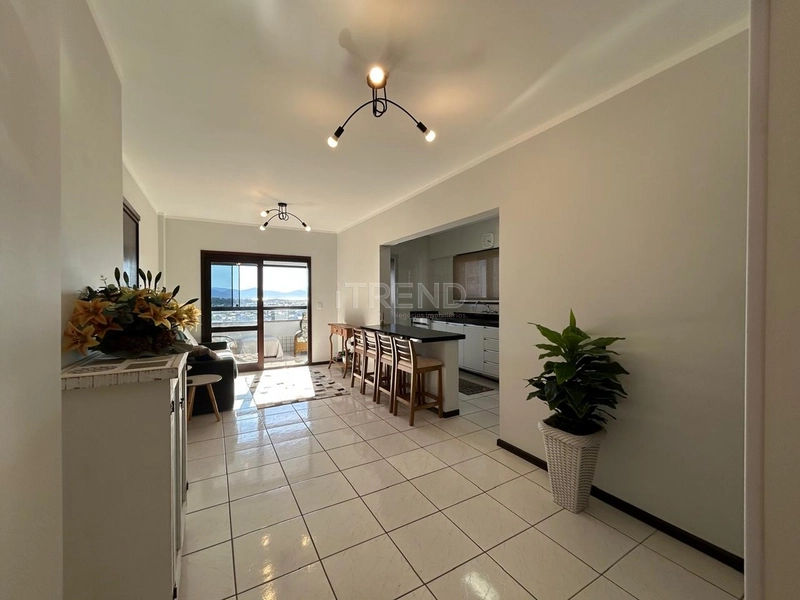 AMPLO APARTAMENTO A VENDA NA PRINCIPAL AVENIDA: 2ª foto da galeria de imagens do imóvel